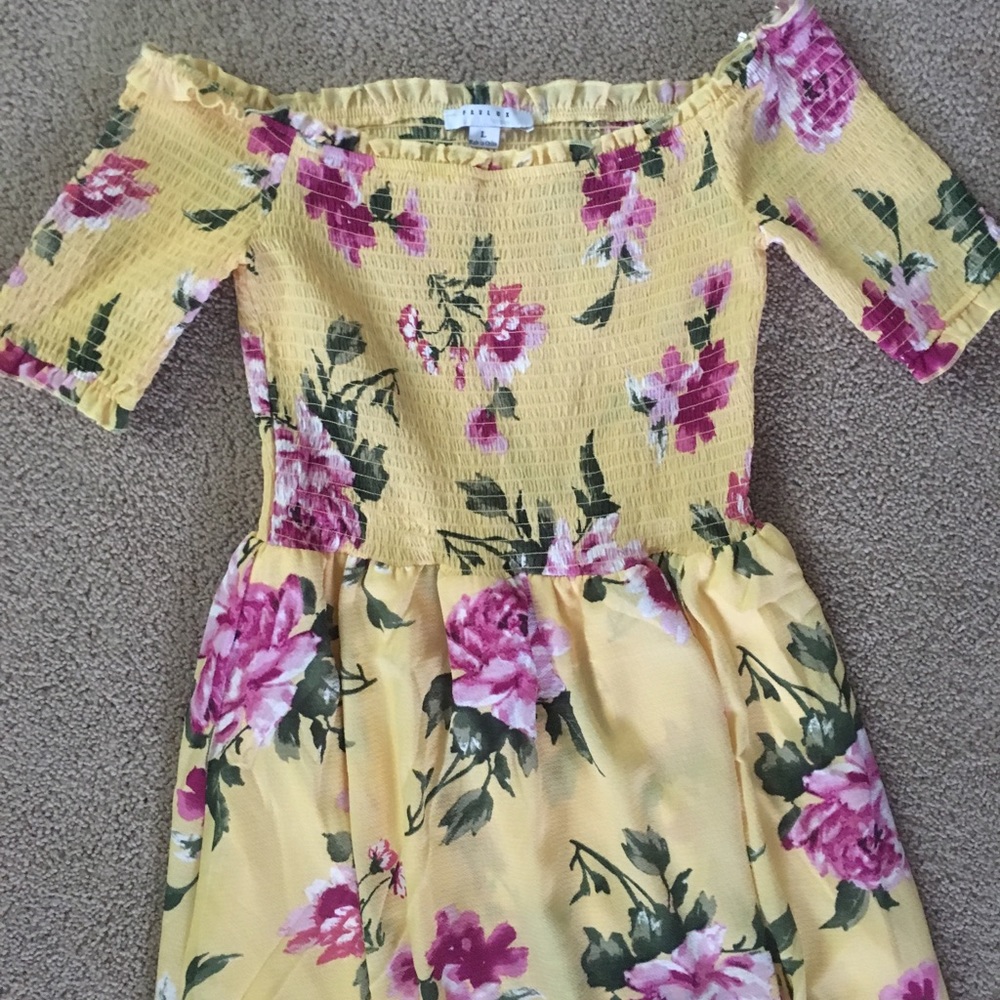 Floral Boutique Maxi - Picture 2 of 4